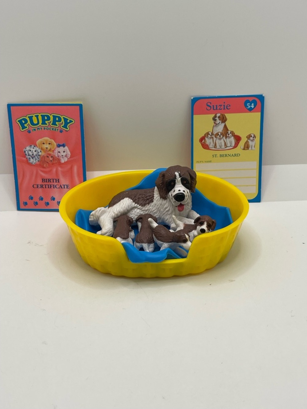 Hasbro Puppy In My Pocket 9174 St Bernard with Puppies Fact Card